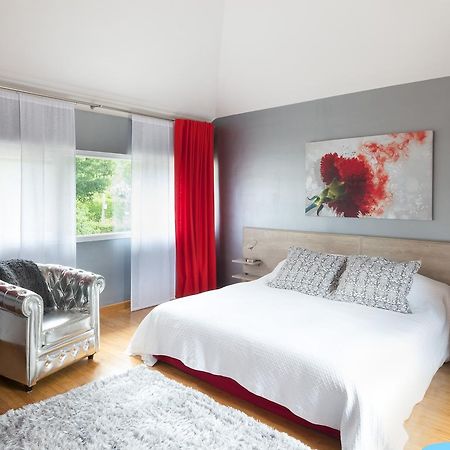 Bed and Breakfast Les Deux Chenes La Chapelle-Sur-Erdre Exteriér fotografie